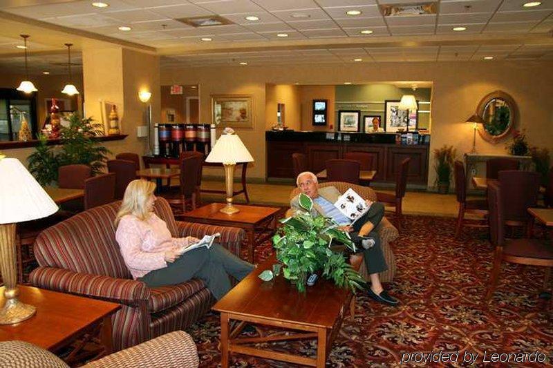 Hampton Inn Tampa-Veterans Expressway Beltér fotó